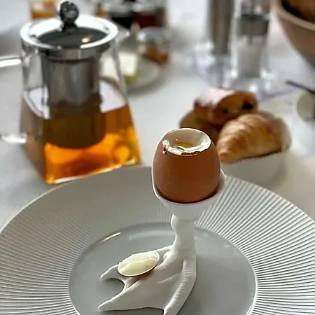 Hotel-restaurant L'aquarelle Hotel Breuillet (Charente-Maritime)
