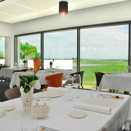 Hotel-restaurant L'aquarelle 3* Breuillet (Charente-Maritime)