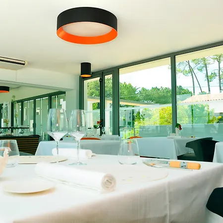 Hotel-restaurant L'aquarelle 3* Breuillet (Charente-Maritime)