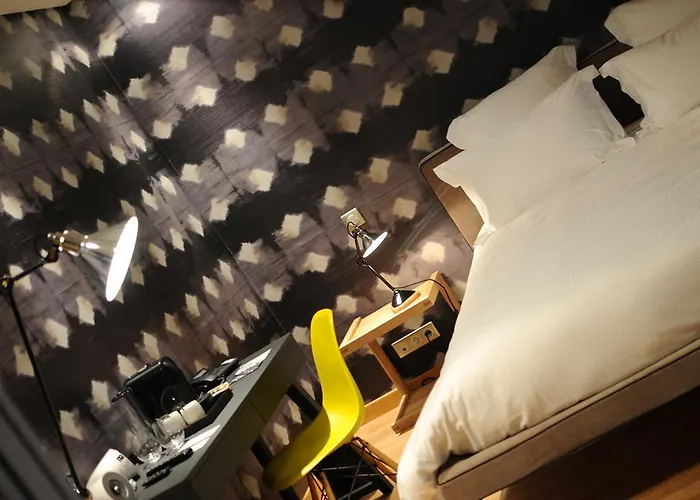 Hotel-restaurant L'aquarelle Breuillet (Charente-Maritime)